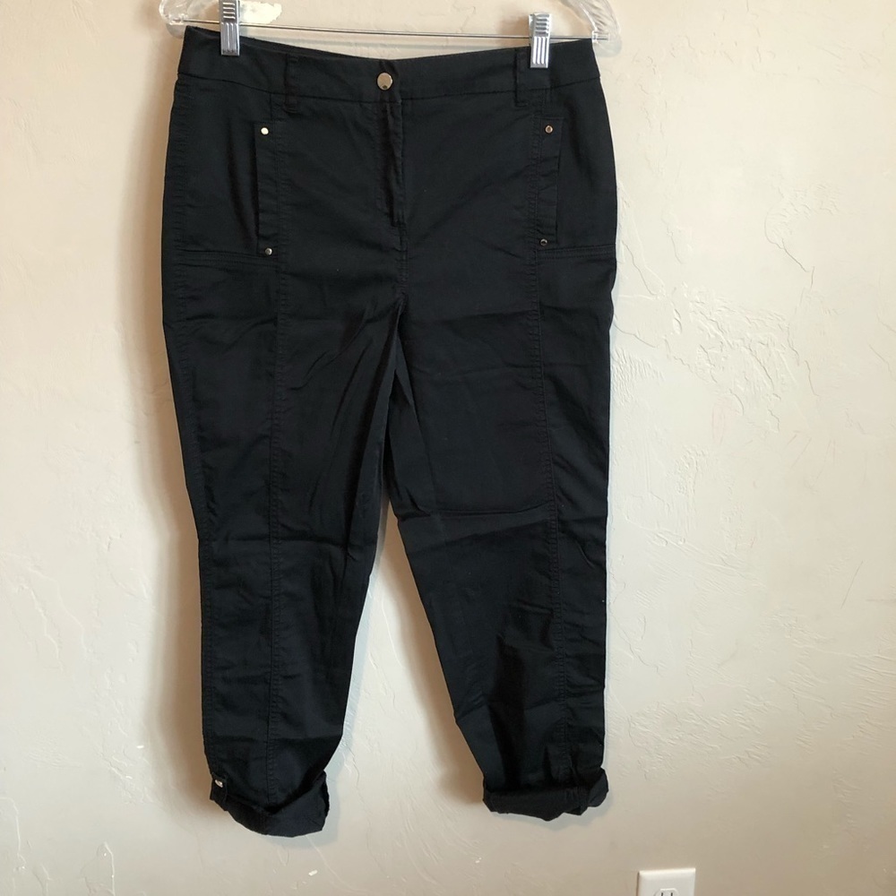Chico’s Black Luxe Utility Convertible Ankle Pants - Picture 11 of 12